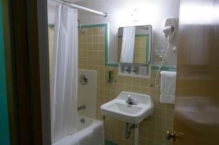 Holiday Music Motel - Sturgeon Bay - 9