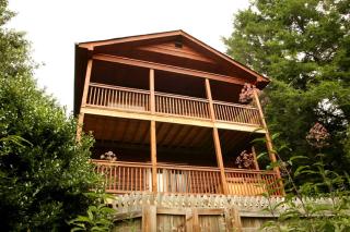Naughty by Nature - Gatlinburg - 3