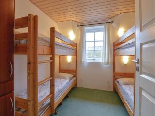 Gorgeous Home In Ulfborg With Wifi - 2