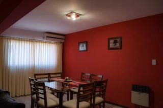 AMPLIO DEPARTAMENTO -EXCELENTE UBICACION- CON COCHERA - 5