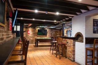 The Crown Hotel - 8