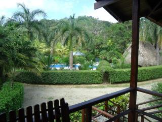 Mal Pais Surf Camp - Santa Teresa Beach - 5