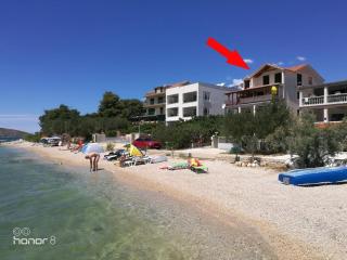 Apartments and rooms by the sea Grebastica, Sibenik - 13942 - Grebaštica - 2