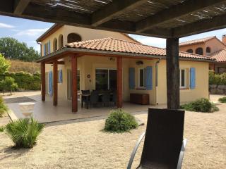 Holiday home with terrace - Sampzon - 0