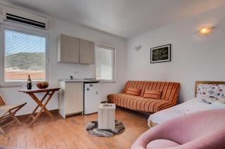 Sunny Grapes Apartments - Budva - 7