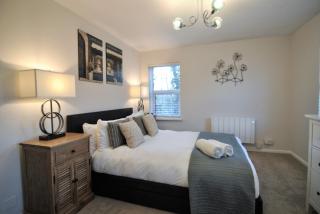 Spacious 2-Bedroom Apartments in Windsor CH - Windsor - 8