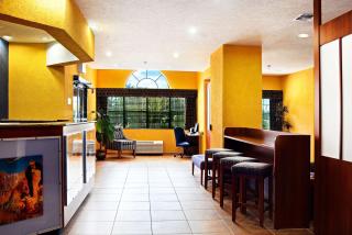 Microtel Inn & Suites by Wyndham New Braunfels I-35 - New Braunfels - 6
