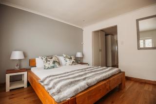 Voir la Mer - Grotto Bay - 1