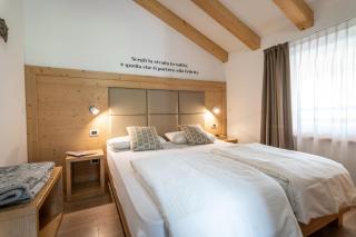 Aparthotel Dolomites Living&Relax - Commezzadura - 4