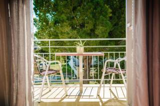 Three Seasons - Kavos - 7