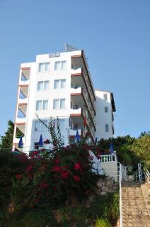 Hotel Royal - 0
