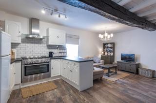 Le Petit Bouchon - 7