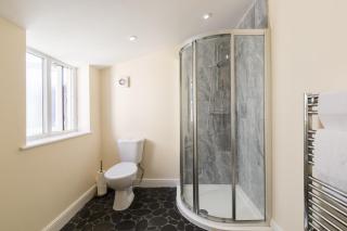 Leamington Spa Town House 2-Bed, 2 Bath - Leamington Spa - 4