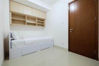 Cozy 2BR Signature Park Grande MT Haryono By Travelio - Jakarta - 5