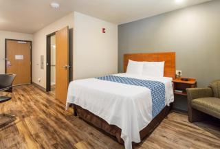 Econo Lodge Burlington I-70 - 4