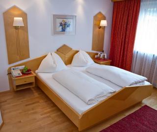 Pension Clara - Wattens - 3