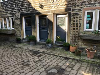 Over The Bridge Guest House - Ripponden - 8