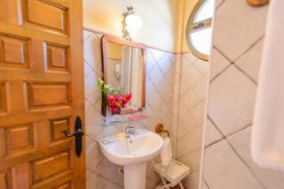 Hotel Rural Sierra Tejeda - Alcaucín - 1