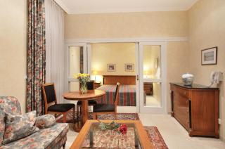 Hotel Residenz am Rosengarten - Bad Kissingen - 2