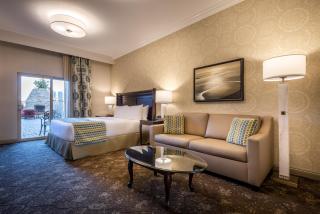 Ayres Hotel Seal Beach - Cypress - 9