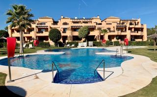 Casares Beach Golf Apartment With Private Garden Direct Pool Access - Casares - 3