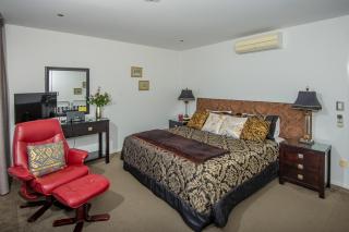 Tarlton's Lodge - 4