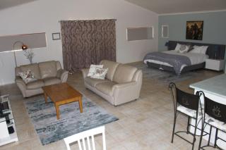 Granite Gardens Cottages & Lake Retreat - Stanthorpe - 9