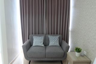 Comfy Studio Menteng Park Apartment By Travelio - Jacarta - 1