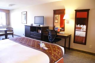 Best Western Plus Dragon Gate Inn - Los Angeles - 9
