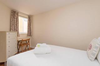 JOIVY Old Town Apartment with Parking Close to Royal Mile - Edimburgo - 2