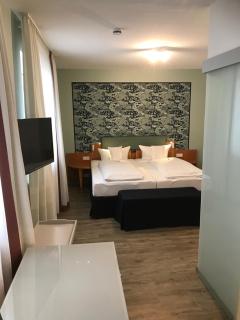 Flair Hotel zum Storchen - 3