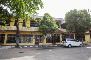 RedDoorz @ Panglima Sudirman Probolinggo - 9