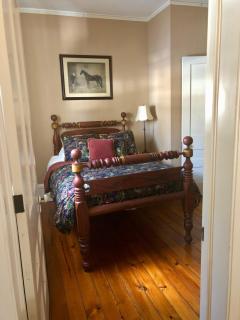 Oakcliff Bed and Breakfast - Halfmoon - 1