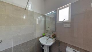 Ocean Breeze Apartment Colombo - Colombo - 5