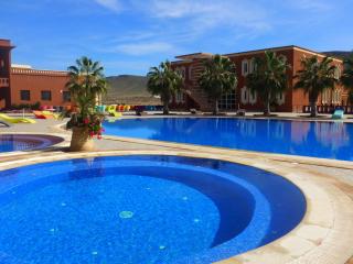 VILLA DE STANDING --PISCINE - MER - BOULODROME - TENNIS - Tiznit - 3