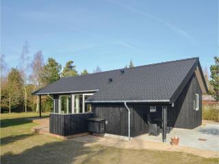 Three-Bedroom Holiday Home In Vaggerlose - Marielyst - 2