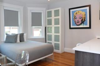 A Stylish Stay w/ a Queen Bed, Heated Floors.. #24 - Brookline - 4