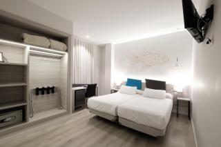 Hotel Mediterraneo Valencia - Valencia - 2