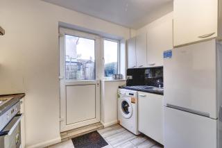 Walter House - Edgware - 3