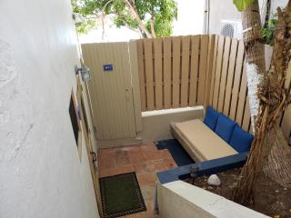 Little Indigo Apartments - 3