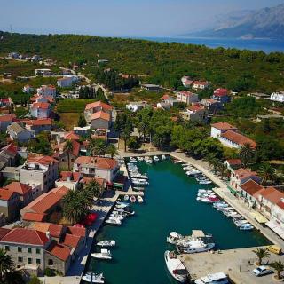 Apartman Sucuraj - Sućuraj - 0