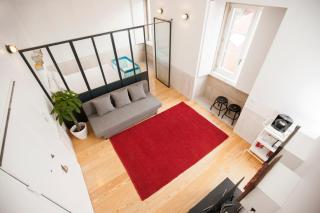 GET Lights and books in a flat - Oporto - 7