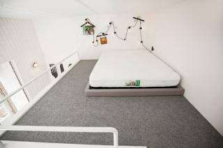 GET Lights and books in a flat - Oporto - 6