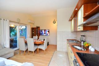 Holiday house with a swimming pool Marina, Trogir - 15565 - Marina - 7