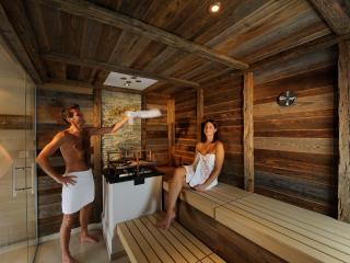 Hotel Garni Alpenjuwel - 1