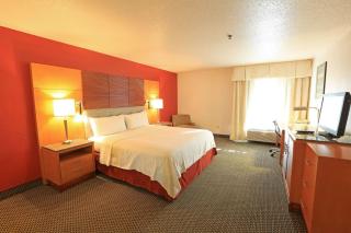 Days Inn by Wyndham Calumet Park - 1