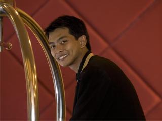 Hotel Santika Pandegiling - Surabaya - Surabaya - 5