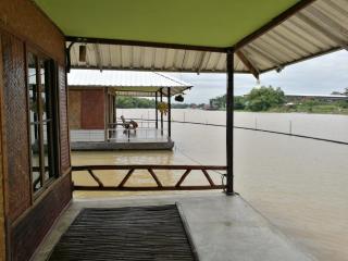 River Marina Resort - Uthai Thani - 6
