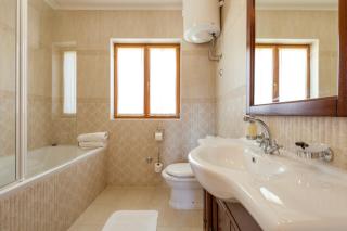 Your Family Haven Villa Vjeka, Brač Island, Heated Pool - Sumartin - 3