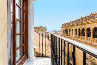 Apartamentos Turísticos Architettura Úbeda - 0